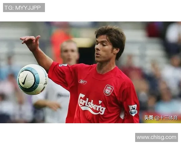 眼睛特别大的足球明星们如何用他们的魅力征服球场与粉丝的心 眼睛特别大的足球明星们如何用他们的魅力征服球场与粉丝的心