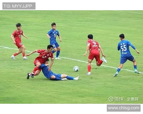 本世纪最具影响力的足球明星全景盘点与成就回顾 本世纪最具影响力的足球明星全景盘点与成就回顾